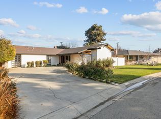 26520 Mulanax Dr, Visalia, CA 93277