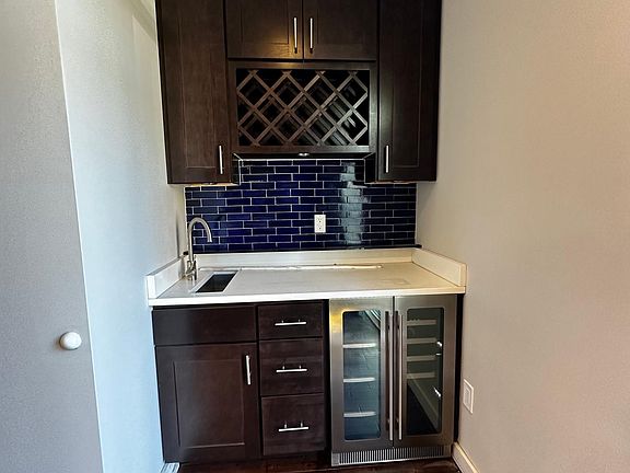 5th image of 934 N Marshall St