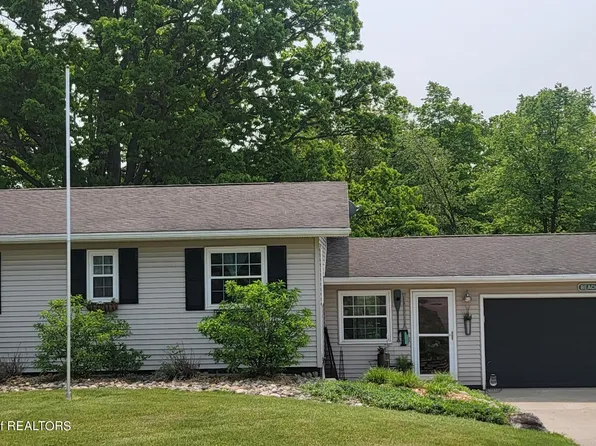 5121 Sunset Dr, Perrinton, MI 48871