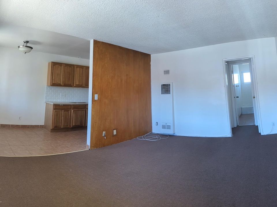 1st image of 120 E Cypress St #8