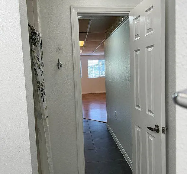 4230 Voltaire St #3 — Photo 24