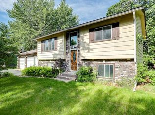 38960 9th Ave, North Branch, MN 55056