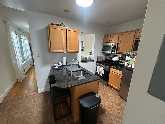 1834 Pine St #3R — Photo 5