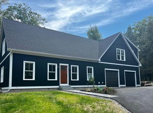 246 Park St, Rockport, ME 04856
