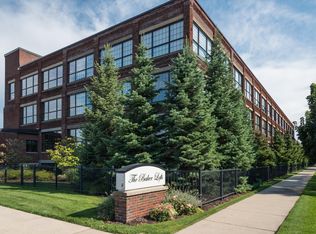 533 Columbia Ave APT 010, Holland, MI 49423