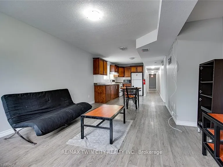 151 Bridgeport Rd E #4 — Photo 3
