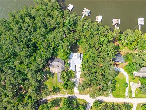 4th image of 1695 Buckhead Drive