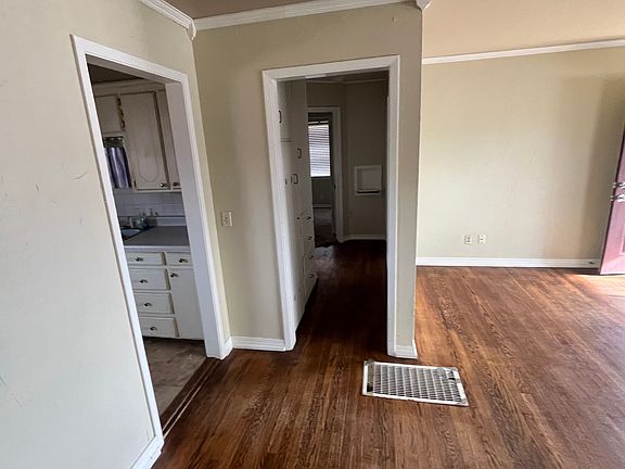 2nd image of 2233 Churchill Way