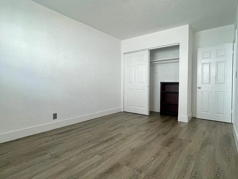 651 NW 42nd Ct #118 — Photo 23