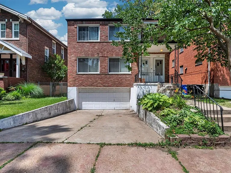 7109 Dartmouth Ave — Photo 1