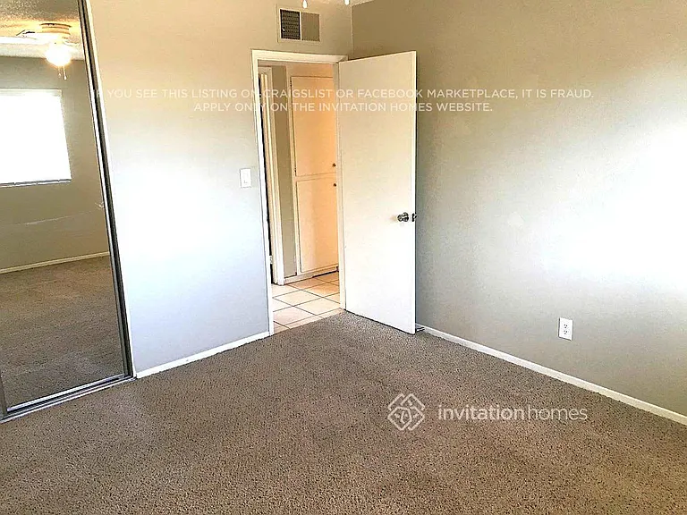3808 W Glendale Ave — Photo 6