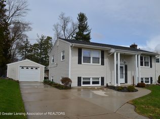 1725 Parkvale Ave, East Lansing, MI 48823