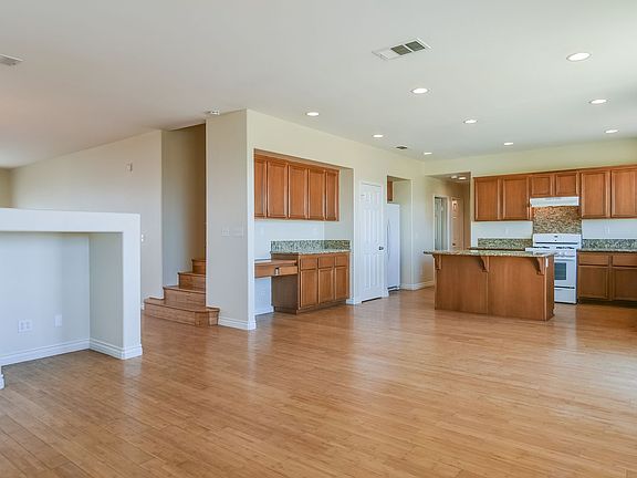 4th image of 37517 Siderno Dr