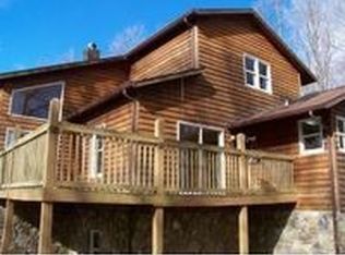 158 Leeham Rd, Johnson Ctiy, TN 37601