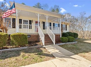 407 Saluda Rd, Williamston, SC 29697