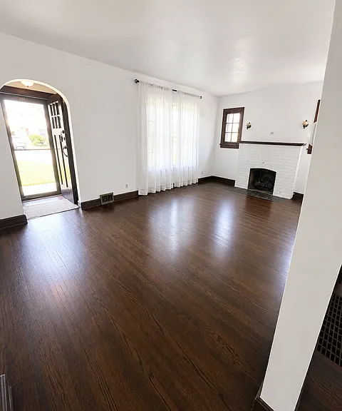 329 Walton Dr — Photo 8