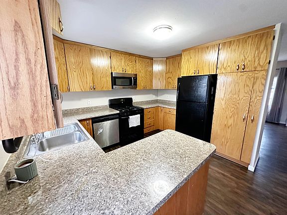 5th image of 56452 Miller Dr