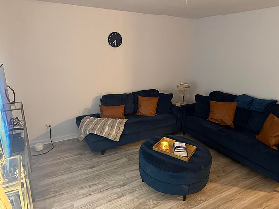 2nd image of 5110 46th St