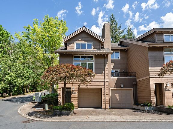 3rd image of 10251 NW Village Heights Dr