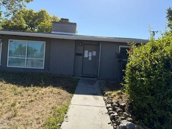 989 Cherry Ln, Santa Clara, CA 95051