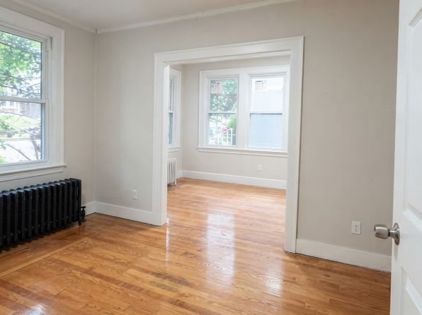 270-1 Sheffield Ave #1A