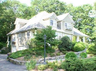 9 Marlin Rd, Sandy Hook, CT 06482