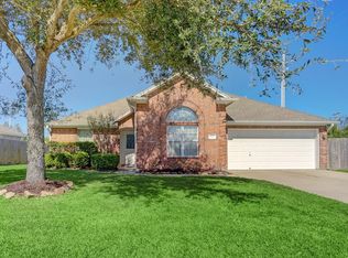 602 29th Ave N, Texas City, TX 77590
