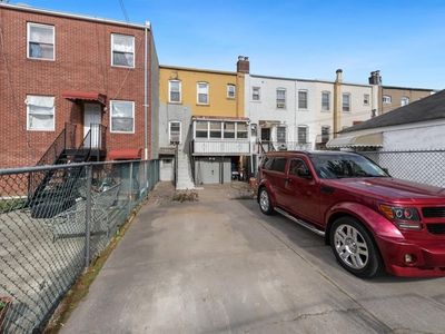 94-16 78th St, Ozone Park, NY, 11416