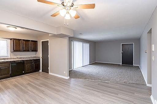 4th image of 1315 S 16th St APT 5