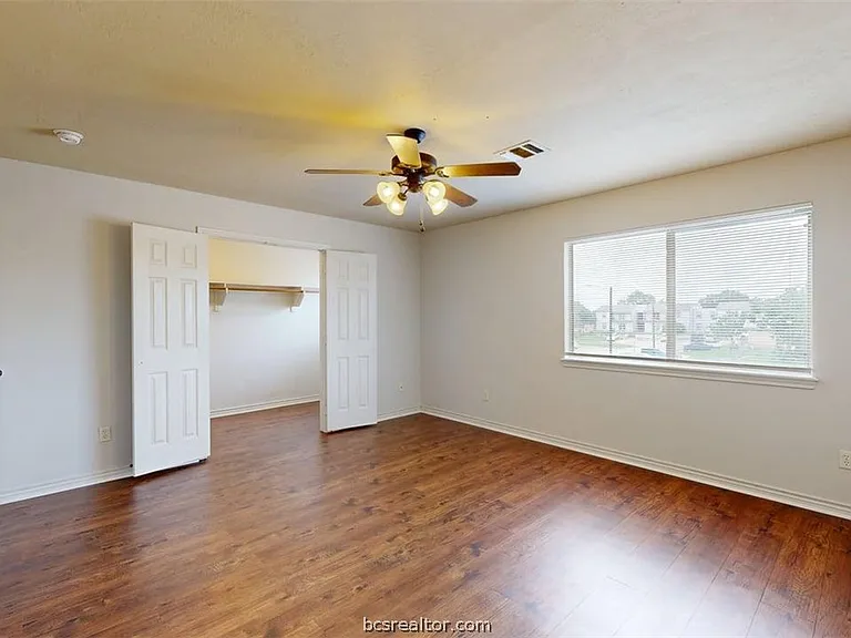 1915 Pine Tree Dr #B — Photo 14