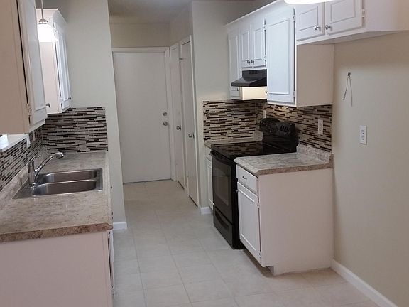 4th image of 5519 Colewood St
