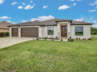 1227 NE 19th St, Cape Coral, FL 33909