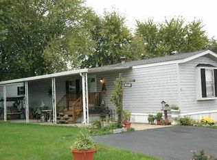 5 Cherry Ln, Bourbonnais, IL 60914