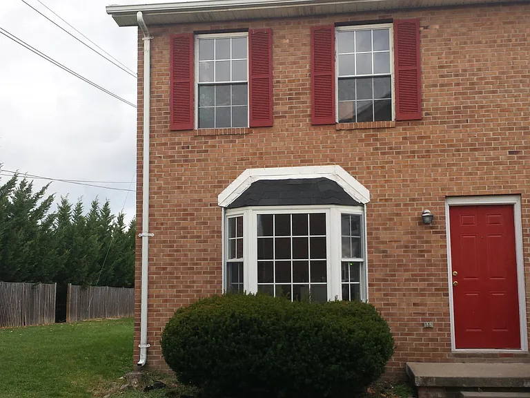 127 Nottoway Dr — Photo 1