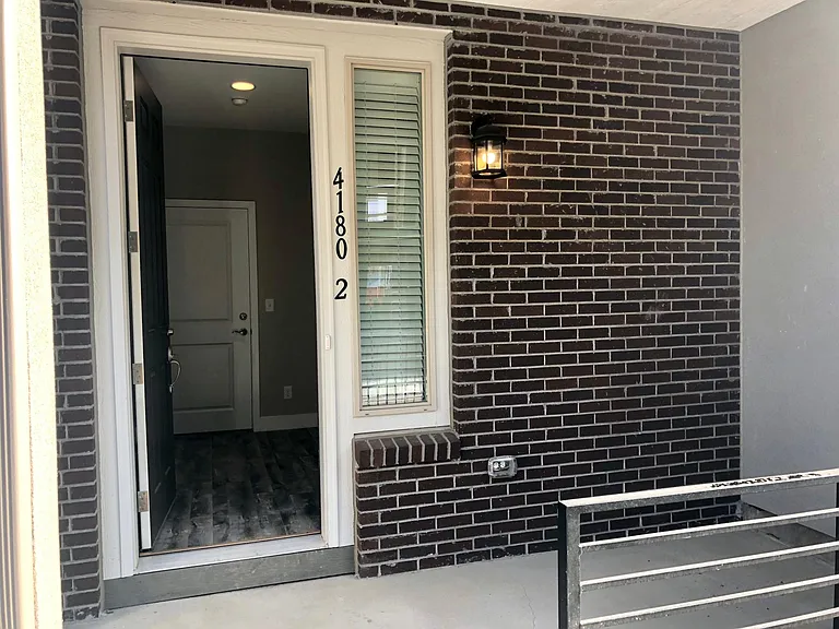 4180 E Warren Ave — Photo 22