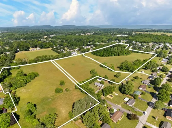 Beck Ln, Pulaski, VA 24301