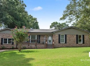 190 Ridgewood Dr, Daphne, AL 36526