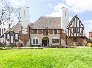 17120 S Woodland Rd, Shaker Hts, OH
