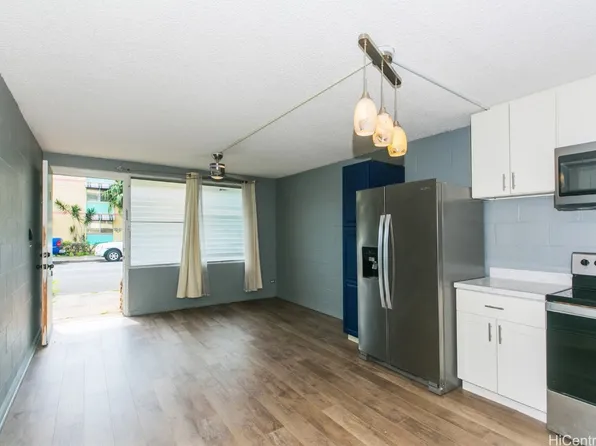 98-142 Lipoa Pl APT 105, Aiea, HI 96701
