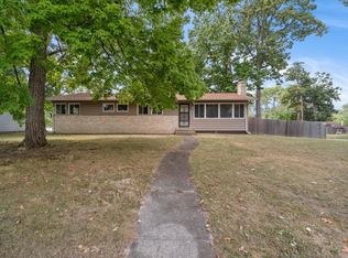 1912 N Glendale Dr, Fort Wayne, IN 46804