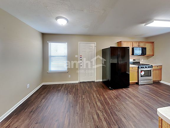 4th image of 19130 Yellow Thrush Dr