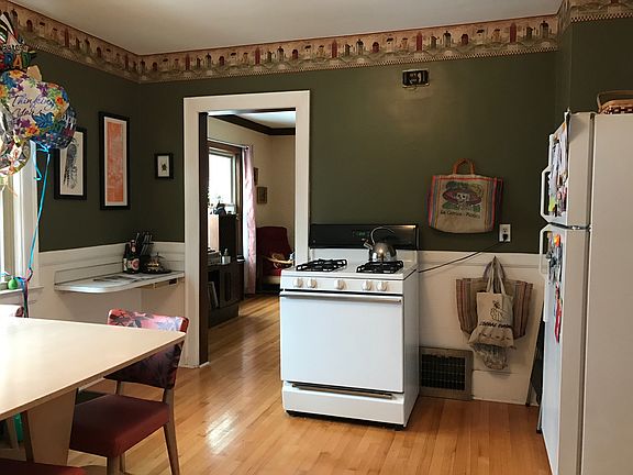 5th image of 735 Schuyler St
