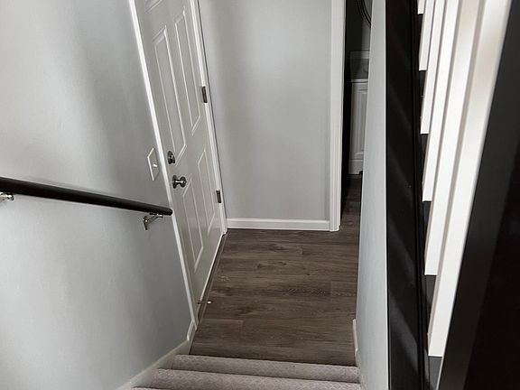 Split level stairway