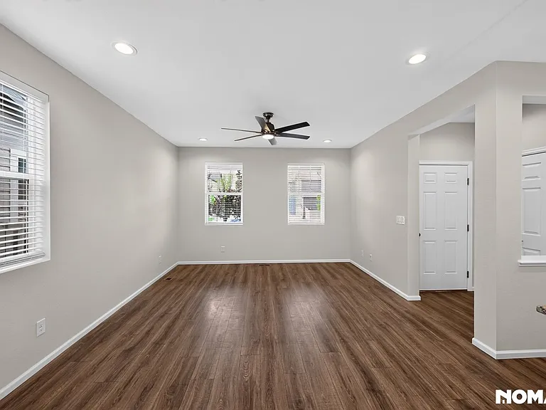 4740 Jasper St — Photo 11