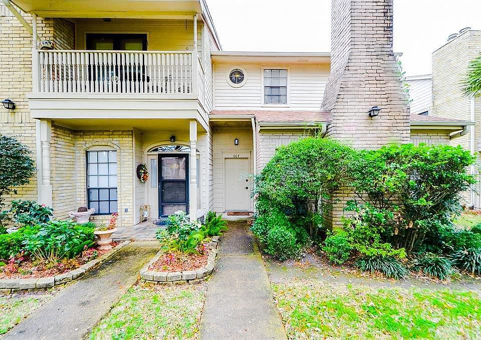 1st image of 800 Country Place Dr Unit 604