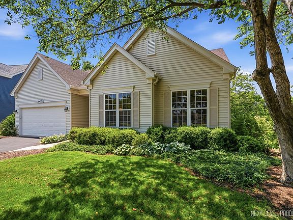 2nd image of 39W331 W Mill Creek Cir