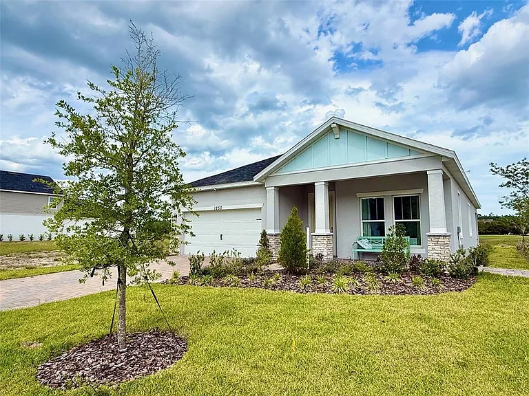 1250 Champions Dr — Photo 4
