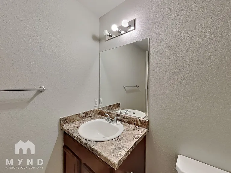 936 Pinehurst Loop — Photo 14