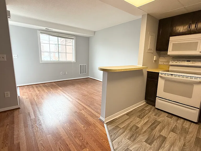 330 Short Beach Rd #G11 — Photo 5