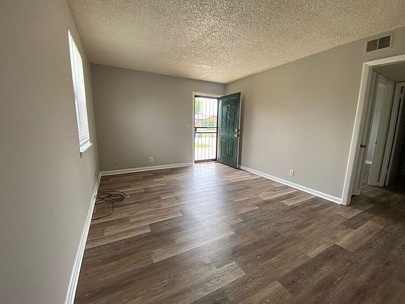 5th image of 3407 Moonlight Dr